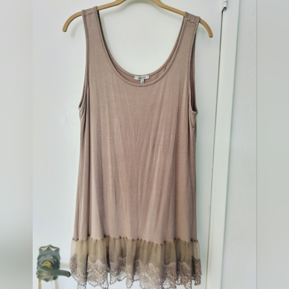 Jodifil 95% Rayon Beige Layering Tank With Mesh And Lace Hem Medium
